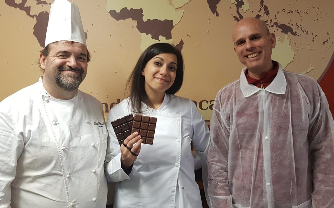 “Learn from the Best: Join Our Internship for Aspiring Chocolatiers.” Open enrollment!